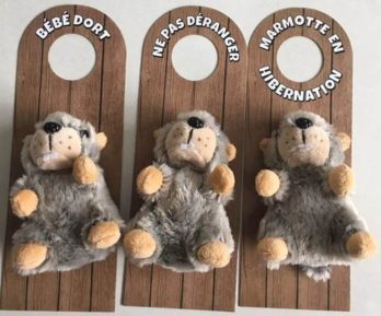 Marmotte accroche porte